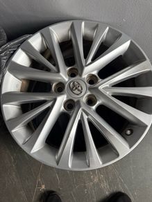 Toyota Camry Alloys