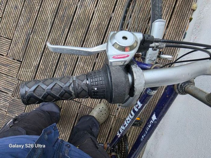 Step-through hybrid / city bike