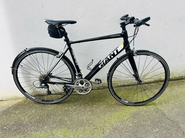 Giant Rapid hybrid bike