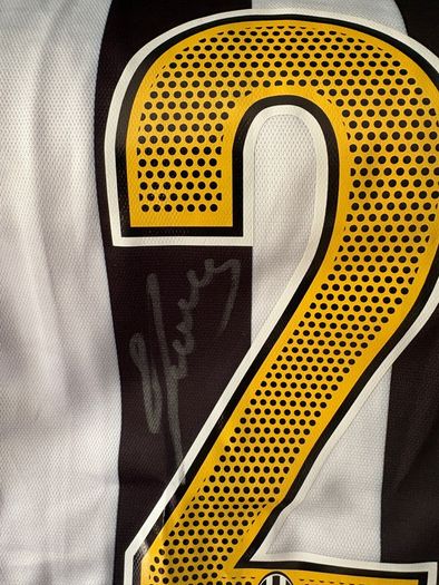 Cannavaro signed Juventus jersey