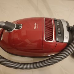 Miele vacuum cleaner