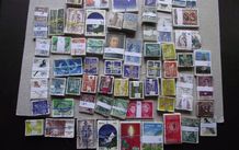 Huge accumulation of Irish old stamps in bundles