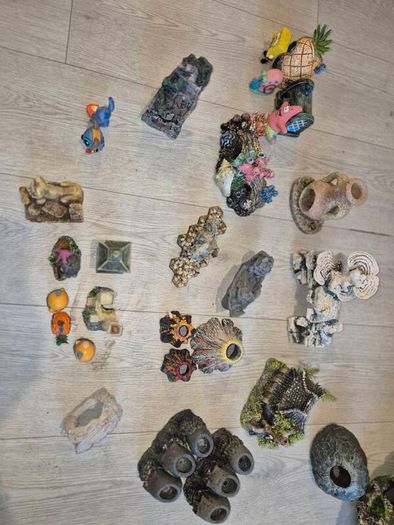 fish tank ornaments