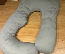 large pregnancy pillow