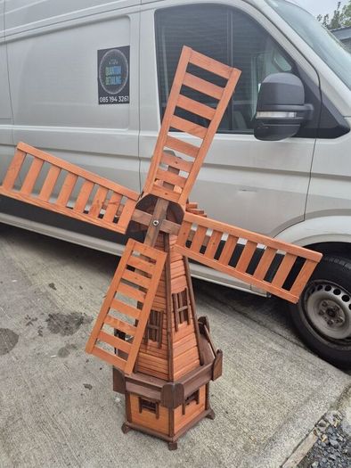 Charming Garden Windmills Perfect for Your Outdoor Space