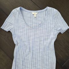 H&M blue t-shirt