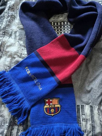 Barcelona Scarf
