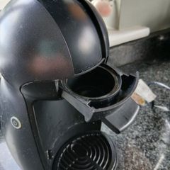 Delonghi Dolce Gusto Coffee Machine