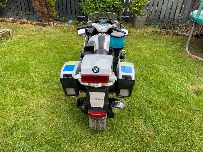 kids ride on motorcycle