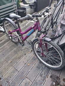 Girls bike