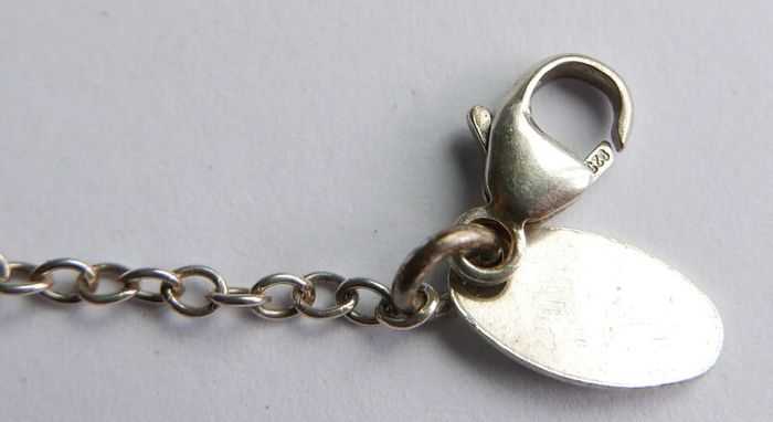 Vintage 925 Sterling Silver Bracelet with Twisted Circle Charm