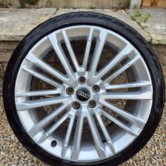 4x 19" Audi alloy wheels