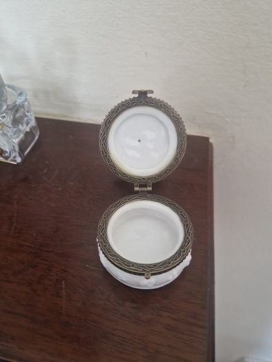 cherub trinket box