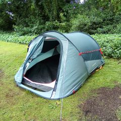 Quechua 2-person instant pop-up camping tent