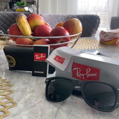 Raybans sunglasses