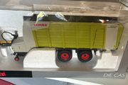 1:32 scale Claas cargos 9500