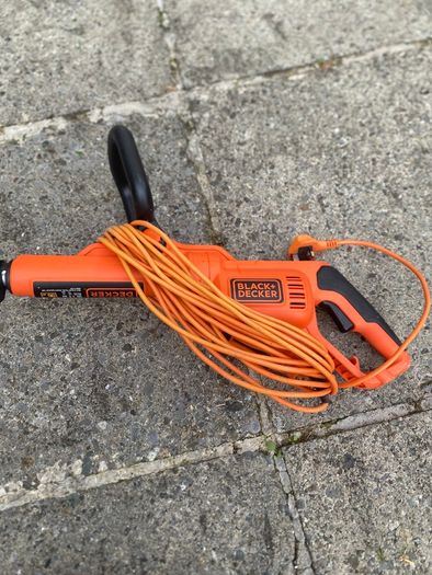 Black and Decker GI9035 Strimmer