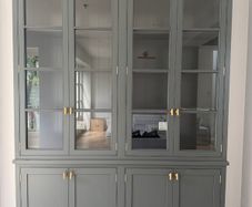Rhatigan & Hick Dresser