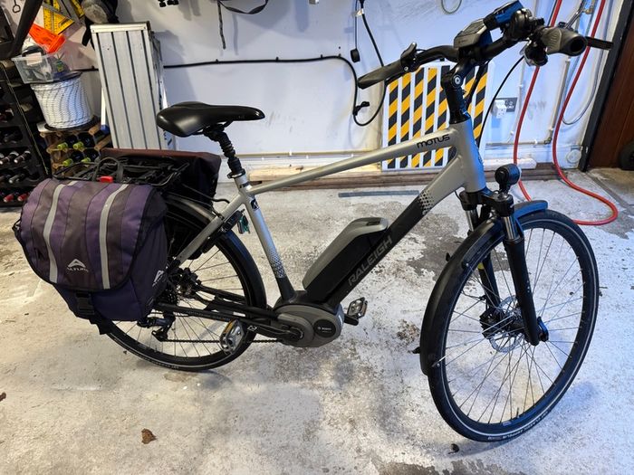 E-Bike - Raleigh Motus Cruiser for sale