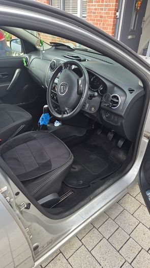 Dacia Sandero 2013 Low mileage