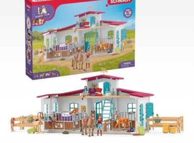 Schleich Farm House