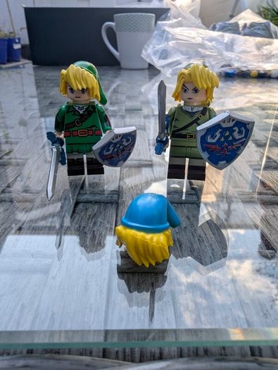 Not original lego Legends of Zelda figs
