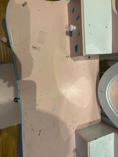 Kids table and chair