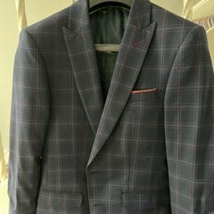 suit for young adult
