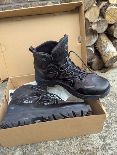Helly Hansen Cascade mens waterproof mid boots