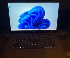 Dell Xps 9560 Laptop I7/16gb/512ssd/4k/Nvidia