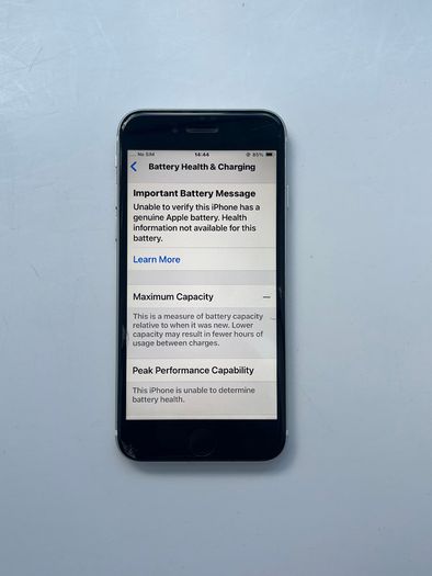 Apple iPhone SE 64 GB White