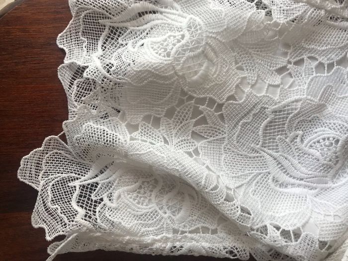 M&S Autograph Cropped Trousers Floral Lace size 12 New without tags