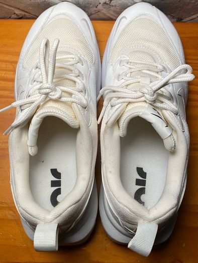 Nike Air Max Verona Triple White Ladies/Mens/Unisex Trainers UK8 EUR42.5
