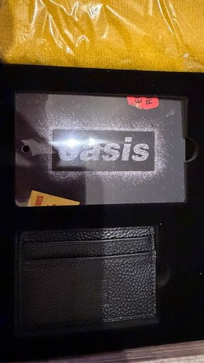 VIP Oasis Fan Pack Sydney Concert