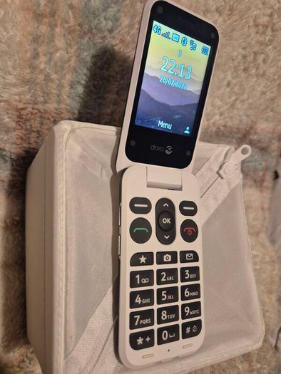 Doro Leva L20 Flip Phone