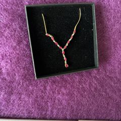 9 Carat Gold 11 Rubies Pendant/Chain