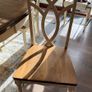 extendable table with 6 chairs Image 3
