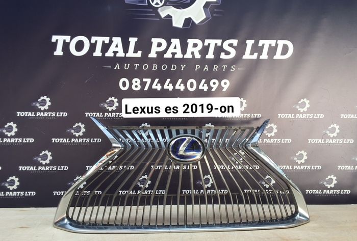 Lexus 2019-on front grill