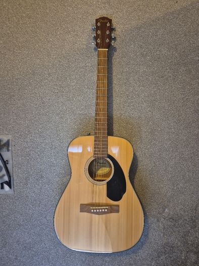Fender Acoustic Guitar - Complete set