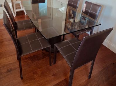 Luxurious 6-Seater Tempered Glass Dining Table with Leather Chairs