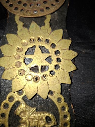 Set of Five Old Brass Horse Medallions on a black strap, a Commemorative 1911 King George V and Queen Mary design at the bottom, Postage Available