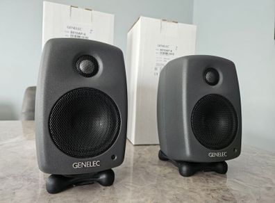 Genelec 8010 AP 6 Speakers Pair