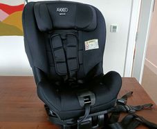 Axkid Move ERF Car Seat