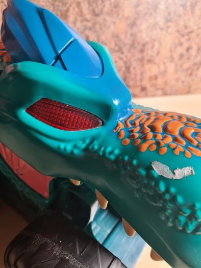 hot wheels CAR CHOMPIN MEGA WREX monster truck with lights and sounds