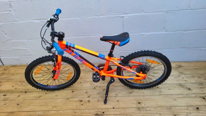 Cube Race 200