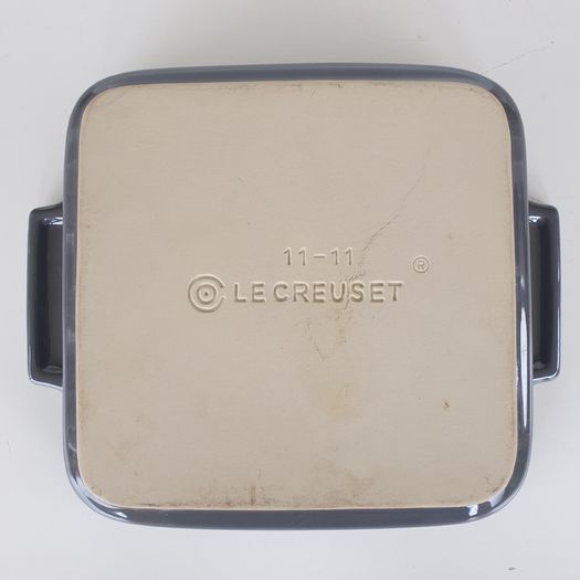 Le Creuset square stoneware baking dish