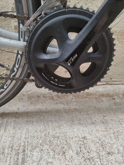 Road Bike - Genesis Equilibrium