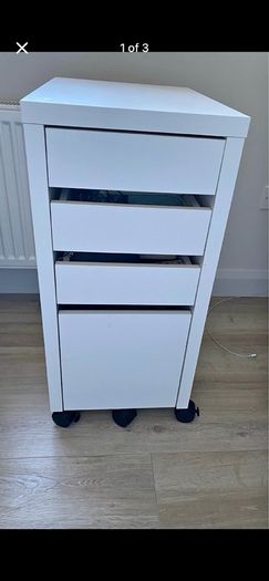 Ikea micke drawer unit on casters