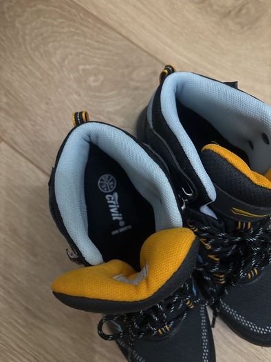 Crivit Hiking / Walking Boots 4