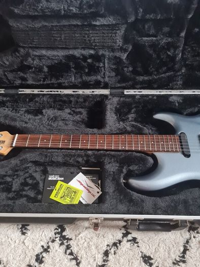Musicman Luke II in Luke Blue